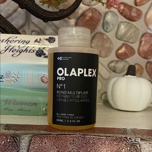 OLAPLEX Pro N°1 Bond Multiplier Hair Treatment